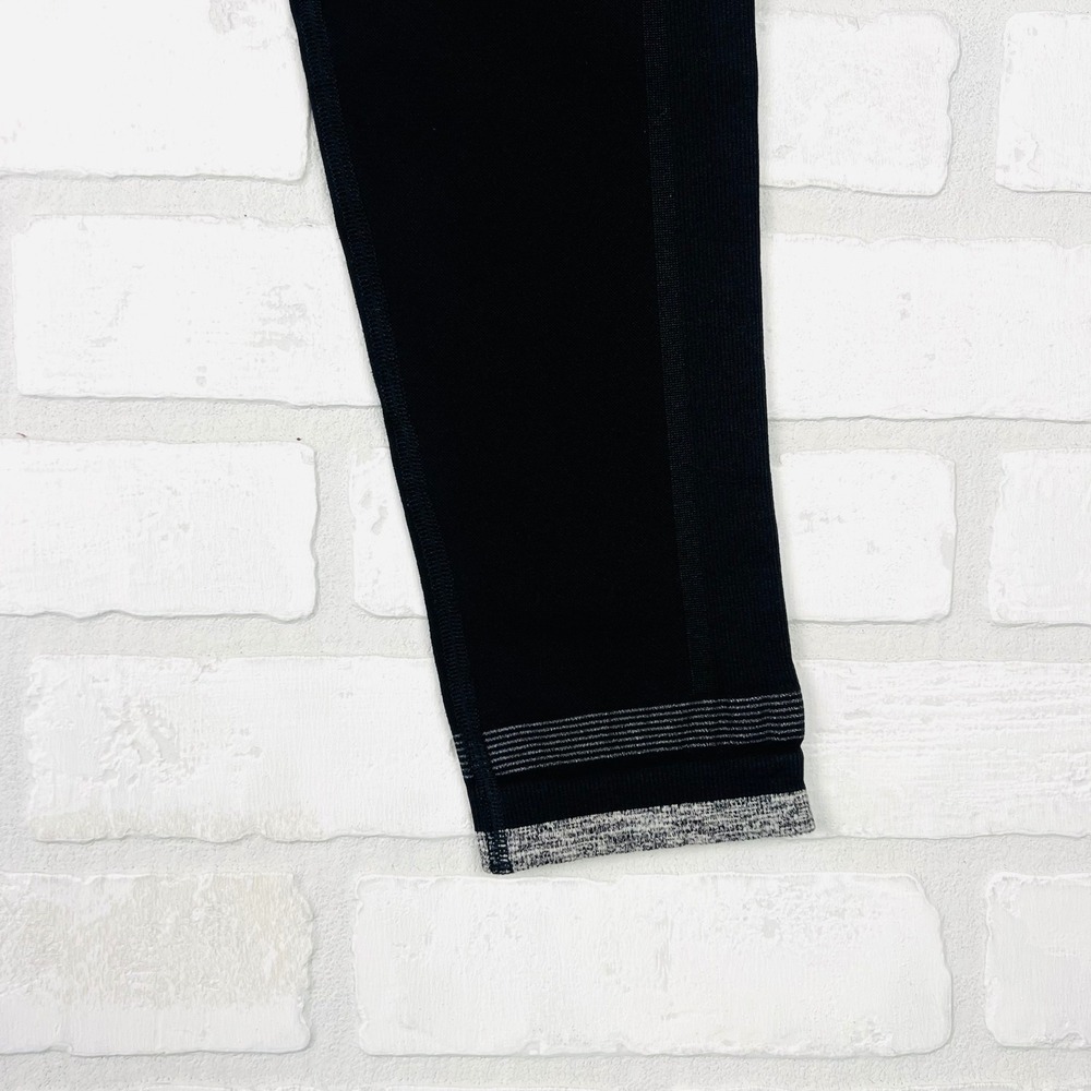 Athleta Women's Black‎ High Rise Workout Leggings Activewear Size Medium - Picture 3 of 10